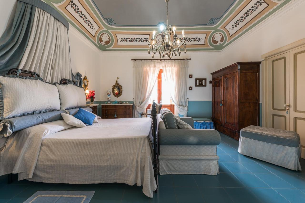Villa Mariella Pittorino - camere in B&B Leni Esterno foto